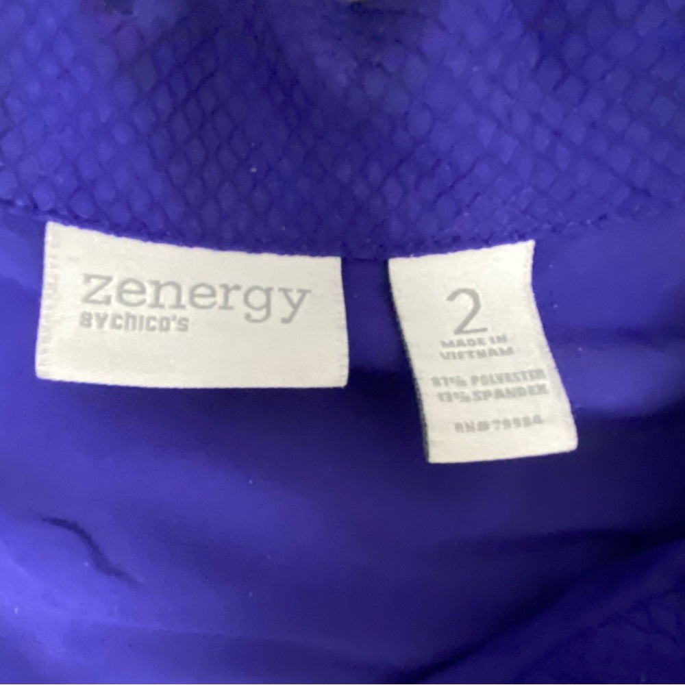 Chicos Zenergy Neema Solid Dobby Jacket Zip Front Pleated Flare Collar Size 2-M - Picture 8 of 14